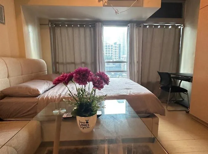 Ej's Staycation 4th F With 200mbps Wi-fi And Netflix * Manila